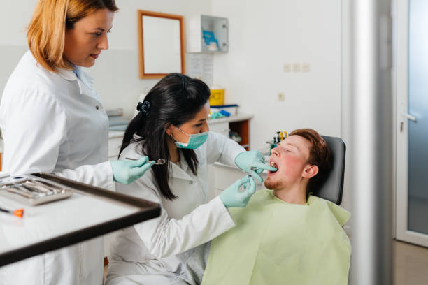 Best Weekend Emergency Dentist in Anthony, TX